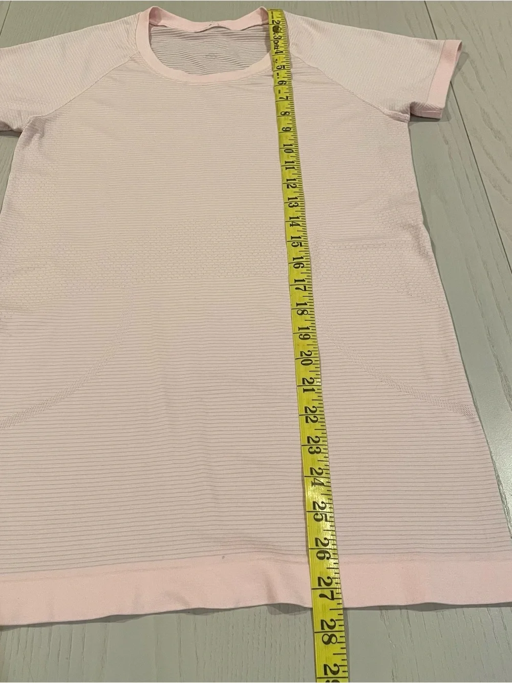 Lululemon Swiftly Tech Short Sleeve 2.0 Light Pink - Size 6